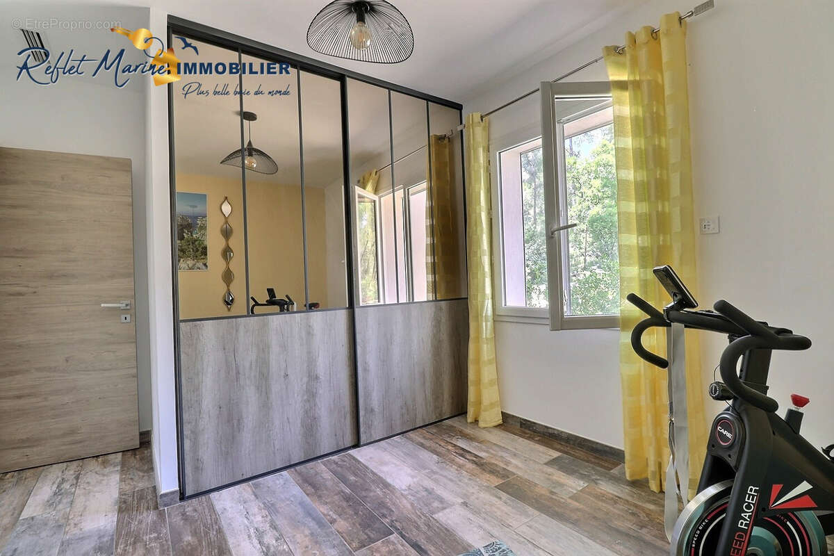 Maison à LA CADIERE-D&#039;AZUR