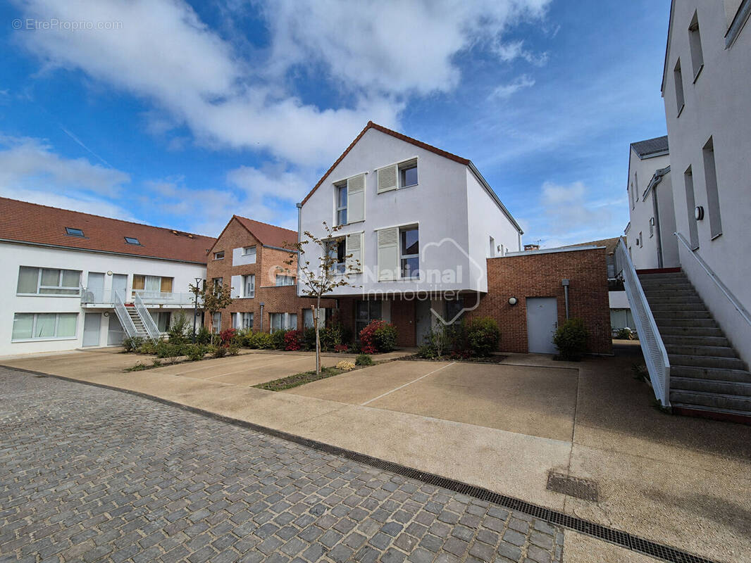Appartement à GRISY-LES-PLATRES