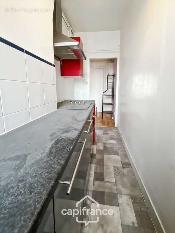 Dernier étage, charme de l’ancien et adresse recherchée aux portes de Vincennes - photo 10