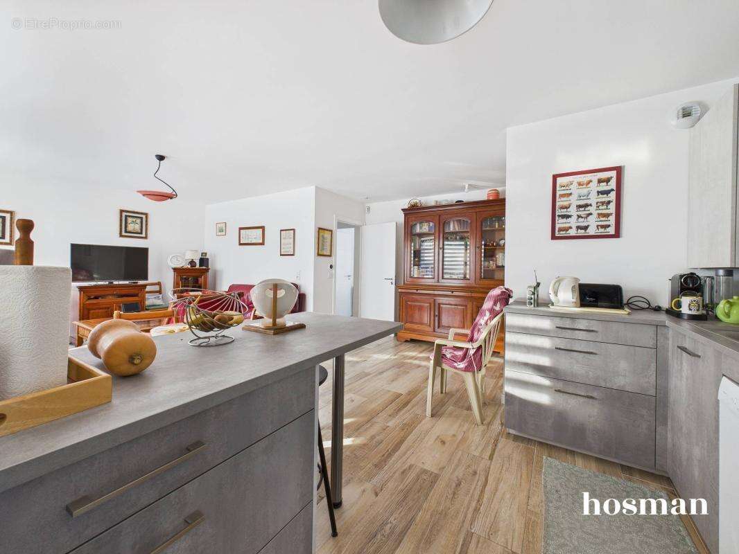 Appartement à SAINT-MAUR-DES-FOSSES