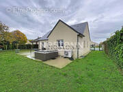 Maison à VILLEBAROU