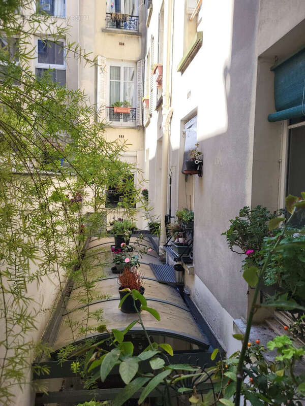 Appartement à PARIS-10E