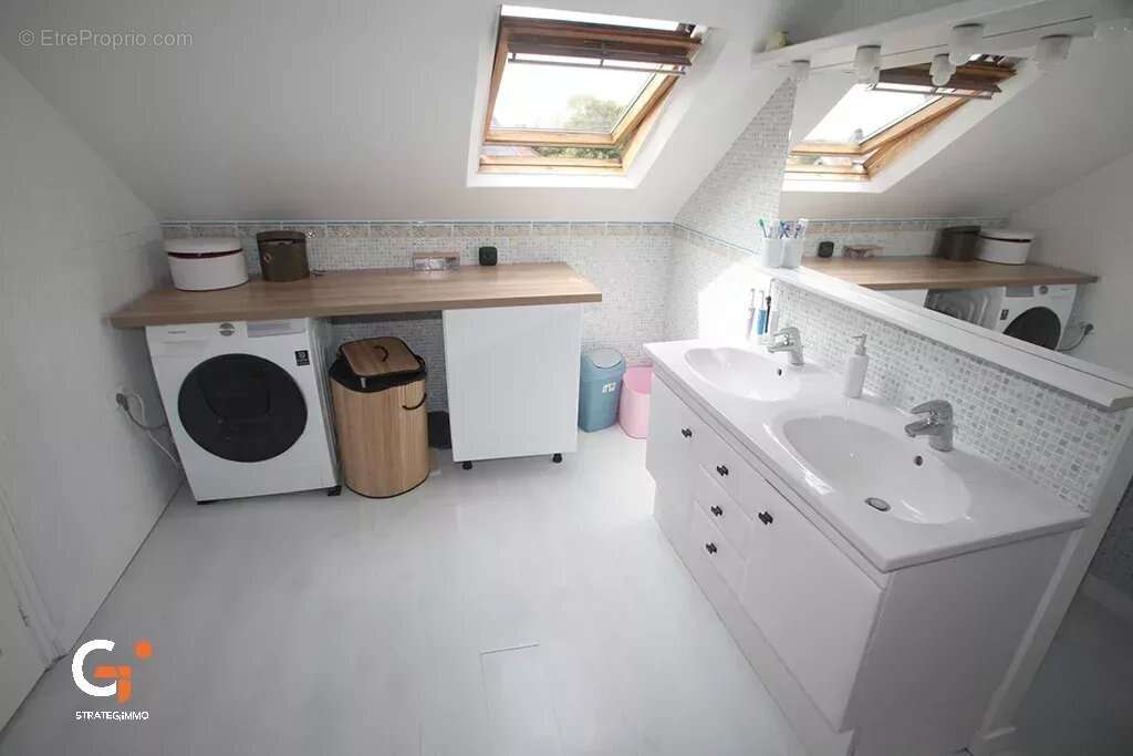 Charmante maison en brique de 112 m² renovee - photo 10