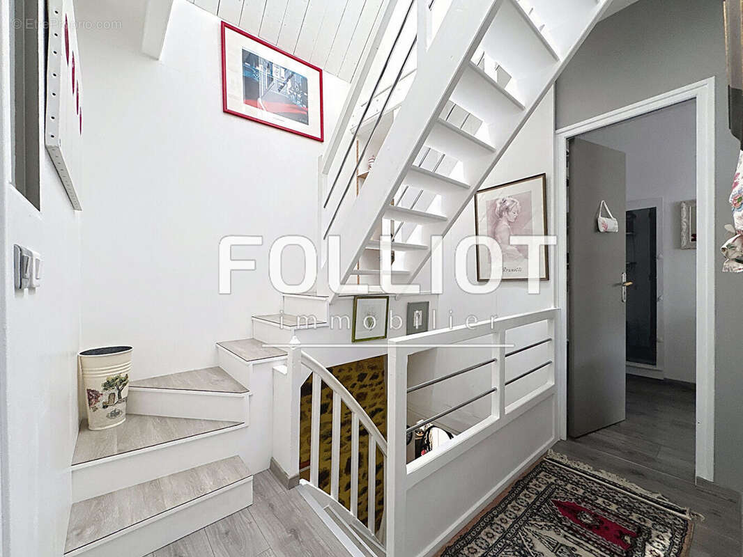 Maison à LONGUEVILLE