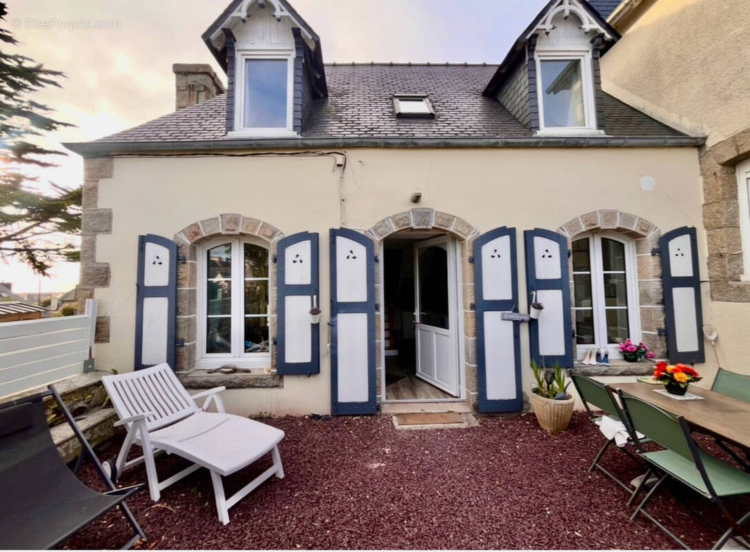 Maison à PLEUMEUR-BODOU