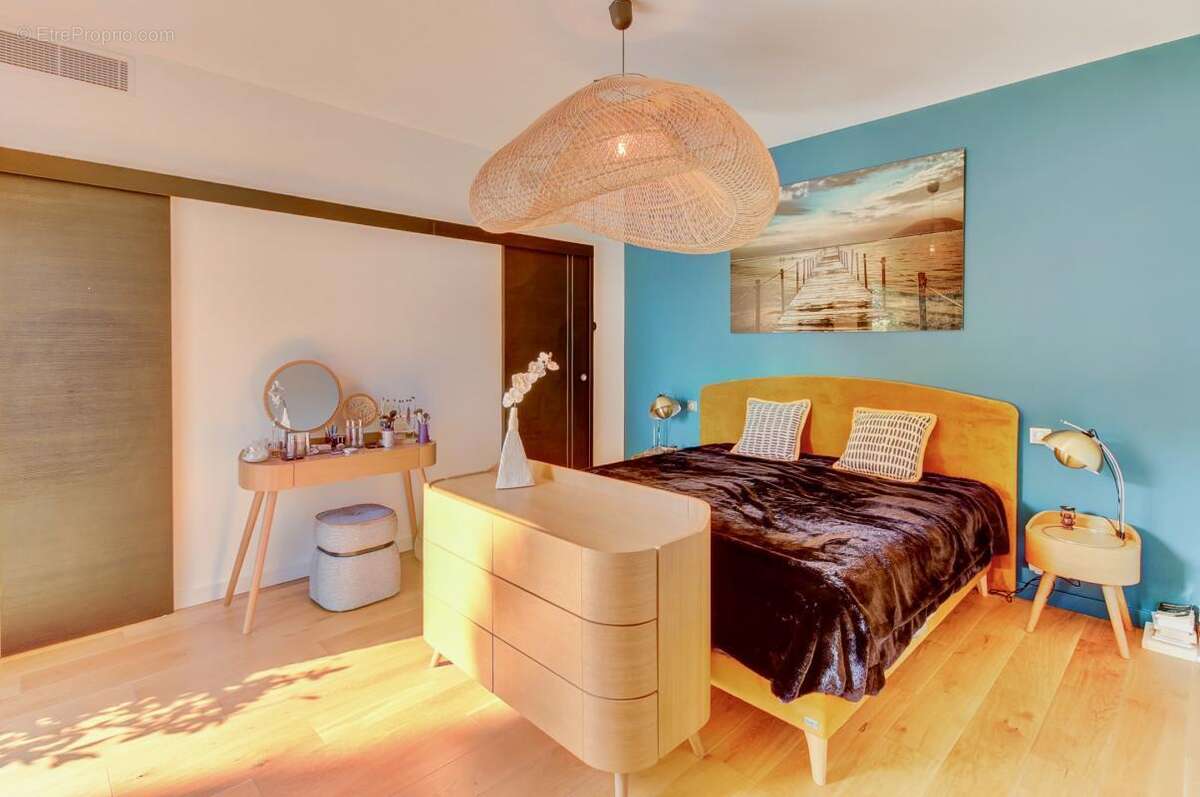 Maison à LA COLLE-SUR-LOUP