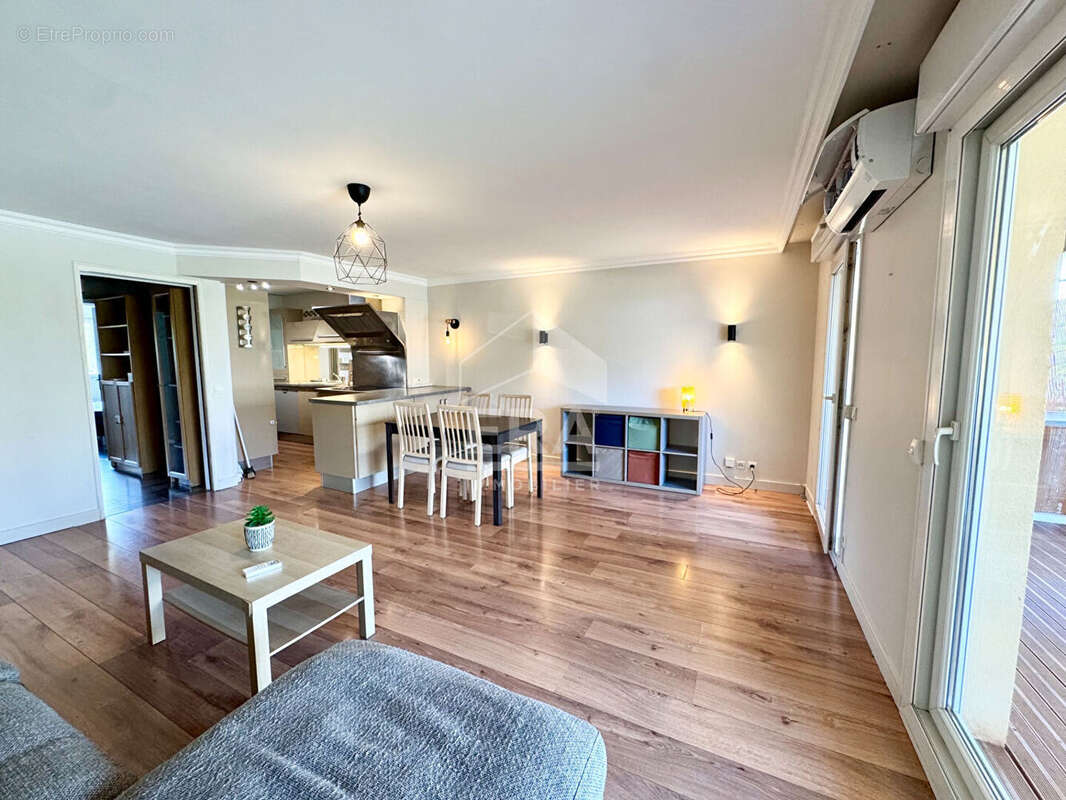 Appartement 63m² à Rocheville - photo 5