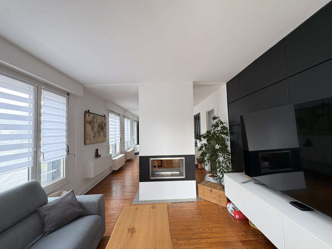Bel appartement T4 entre Cathédrale et Citadelle - photo 4