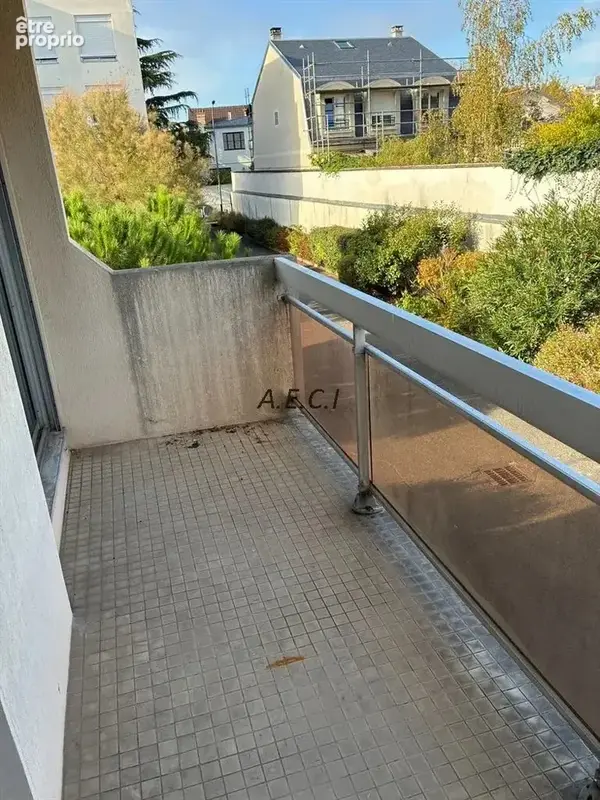 Coeur quartier Bac - Appartement 3 p avec balcons, cave et parki - photo 2