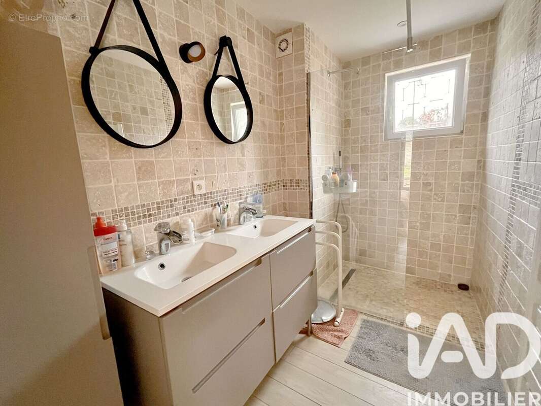 Maison 222 m² à Cely  - photo 5