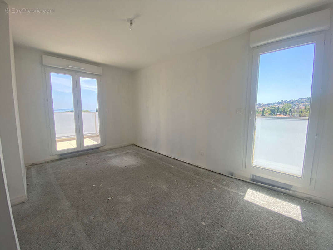 T4 en duplex, double garage, terrasses, vue mer - photo 5
