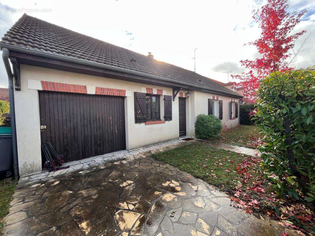 Maison à SAINT-DENIS-EN-VAL