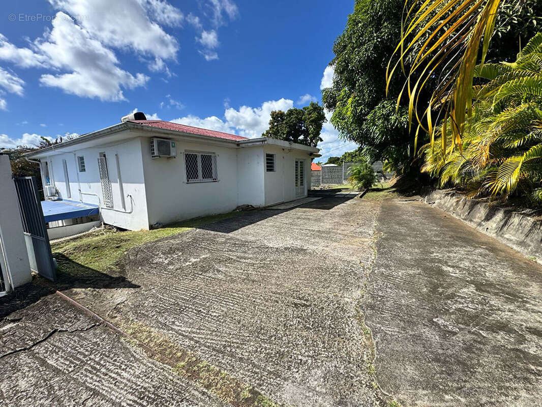 Maison à LE LAMENTIN
