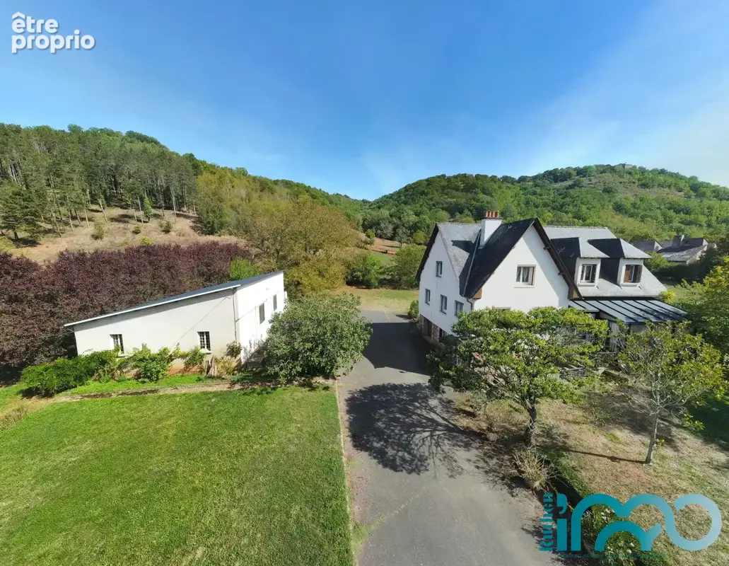 Maison 8 pièces 240 m² à vendre à Salles-La-Source (12330) - photo 1