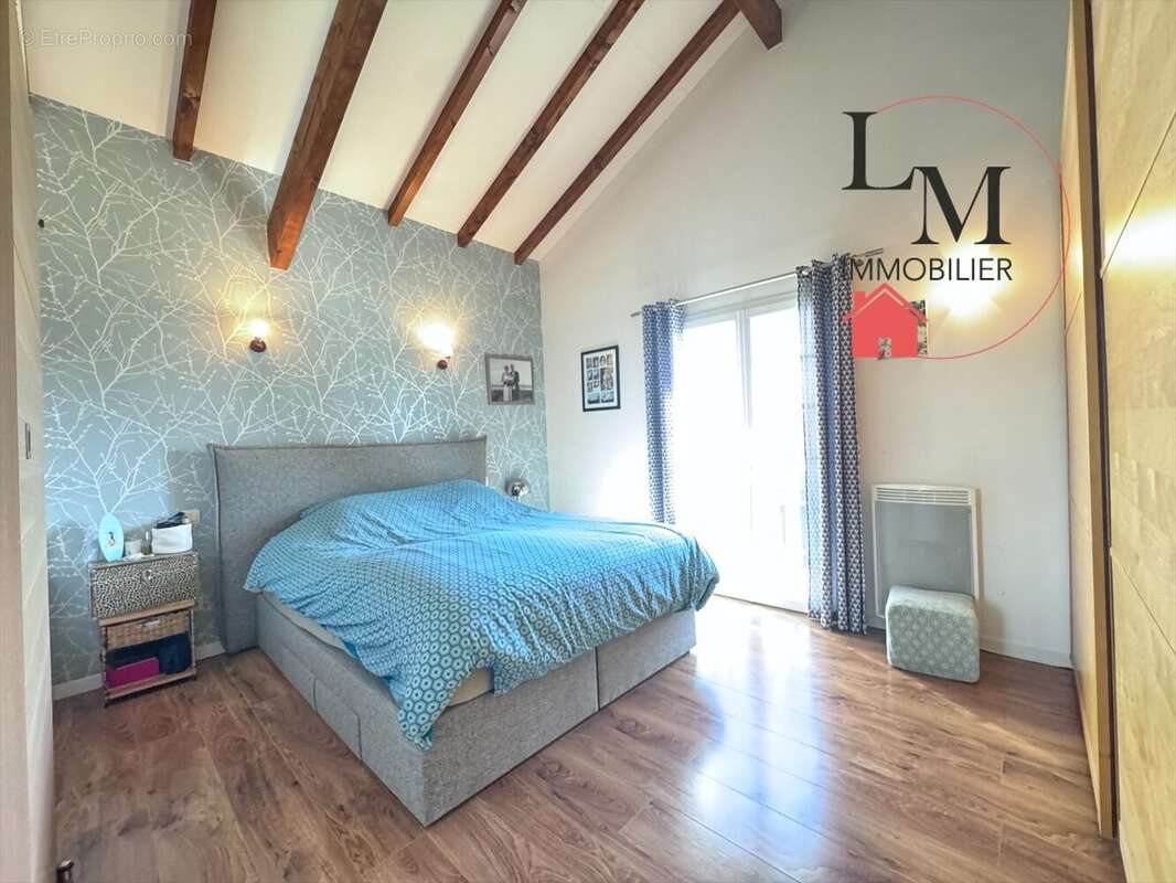 Maison à LUXE-SUMBERRAUTE