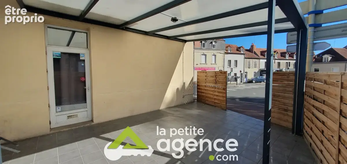 Immeuble de rapport avec local commercial bien situé - photo 6