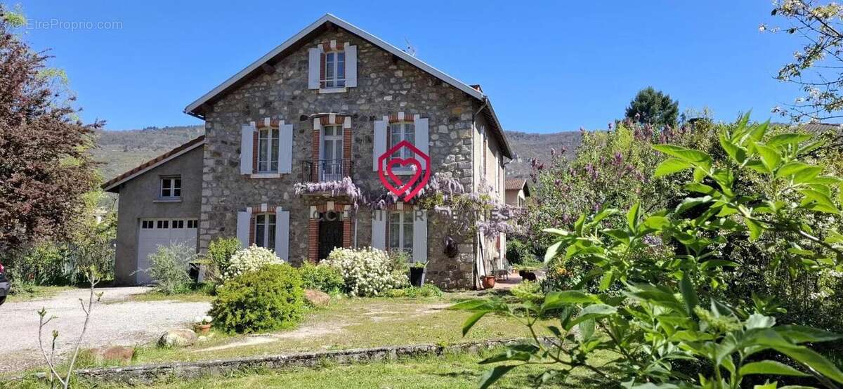 Maison à MONTGAILLARD