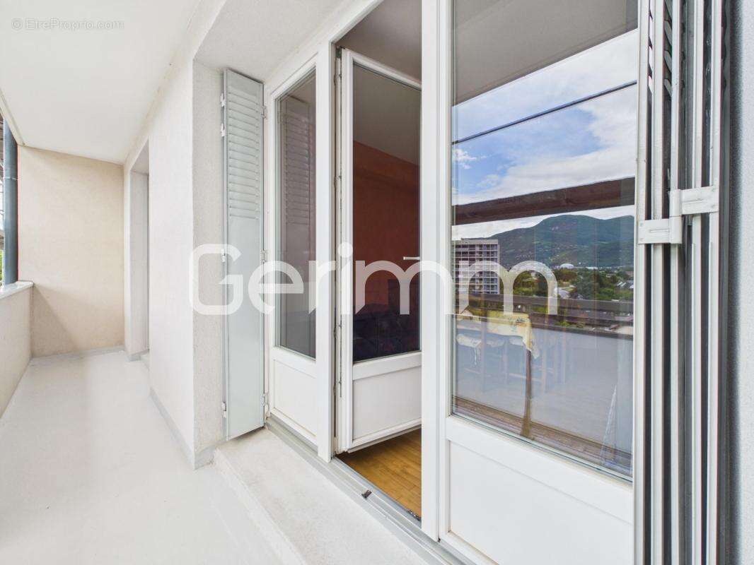 Appartement à SASSENAGE