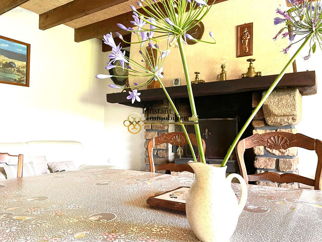 Maison à SAINT-JEAN-DU-DOIGT