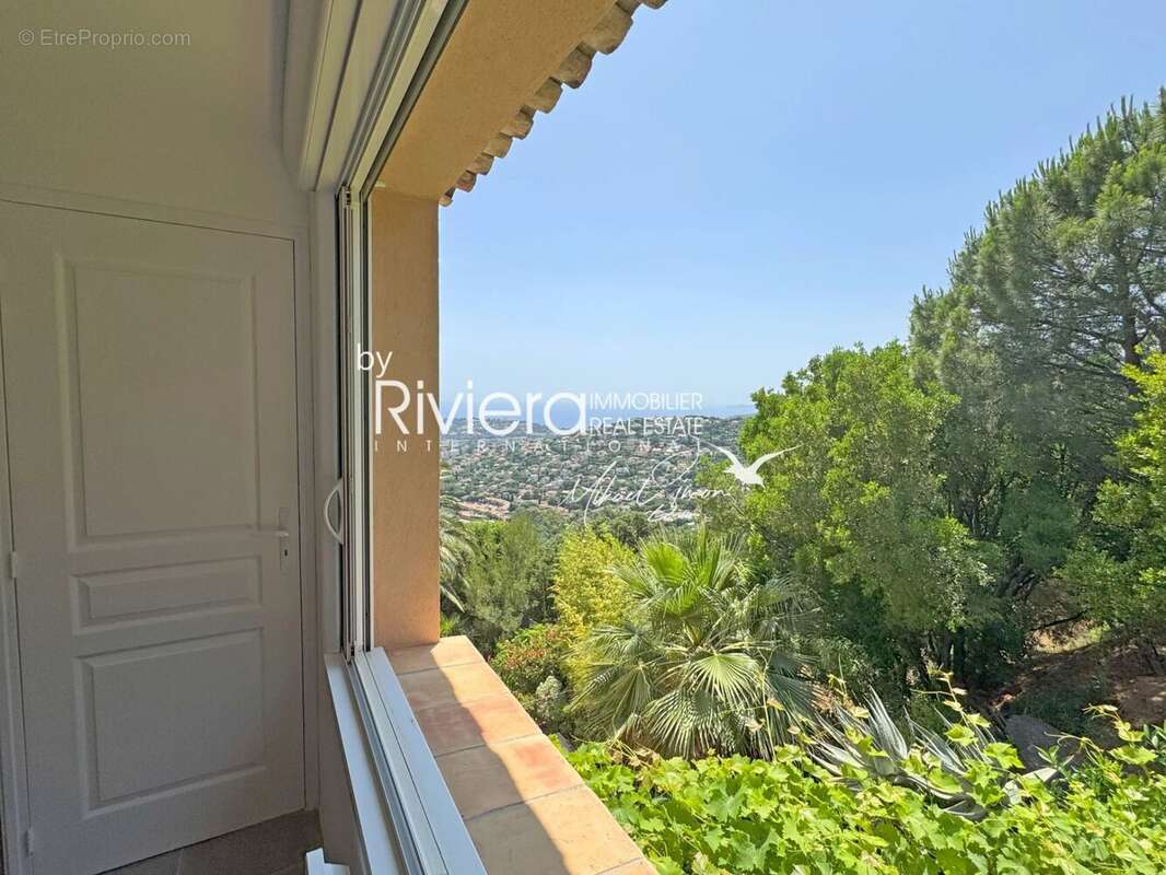 Propriete avec piscine a debordement et vue mer ! - photo 30