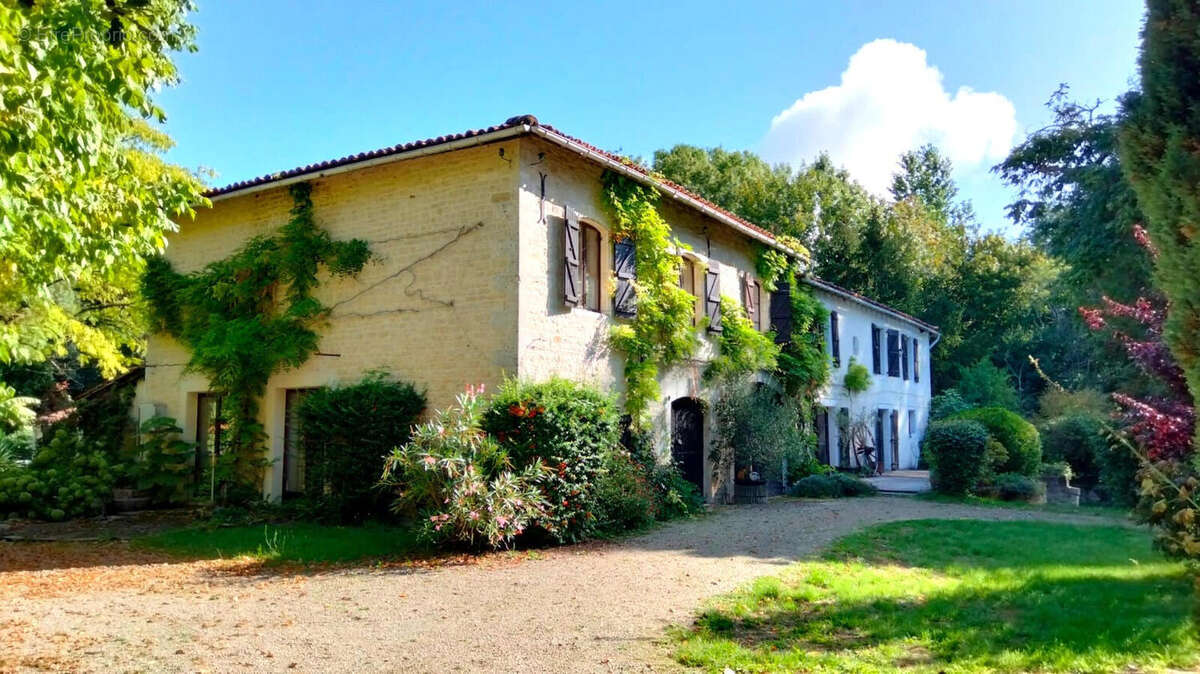 26 sept 2026 - Maison à SAINT-FRAIGNE