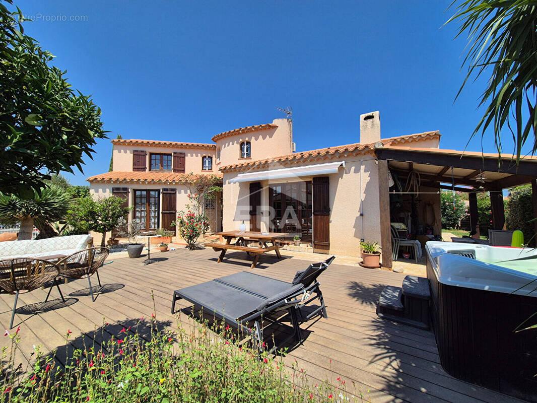 Maison à SAINT-CYPRIEN