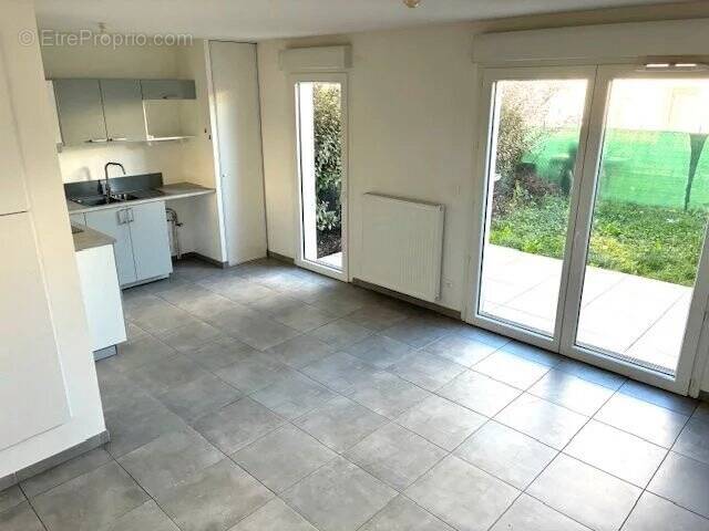 Maison à LA SALVETAT-SAINT-GILLES