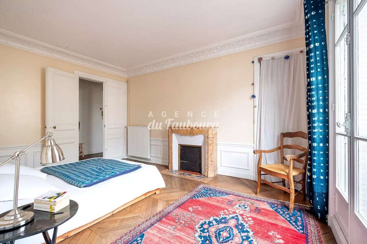 Appartement à PARIS-9E