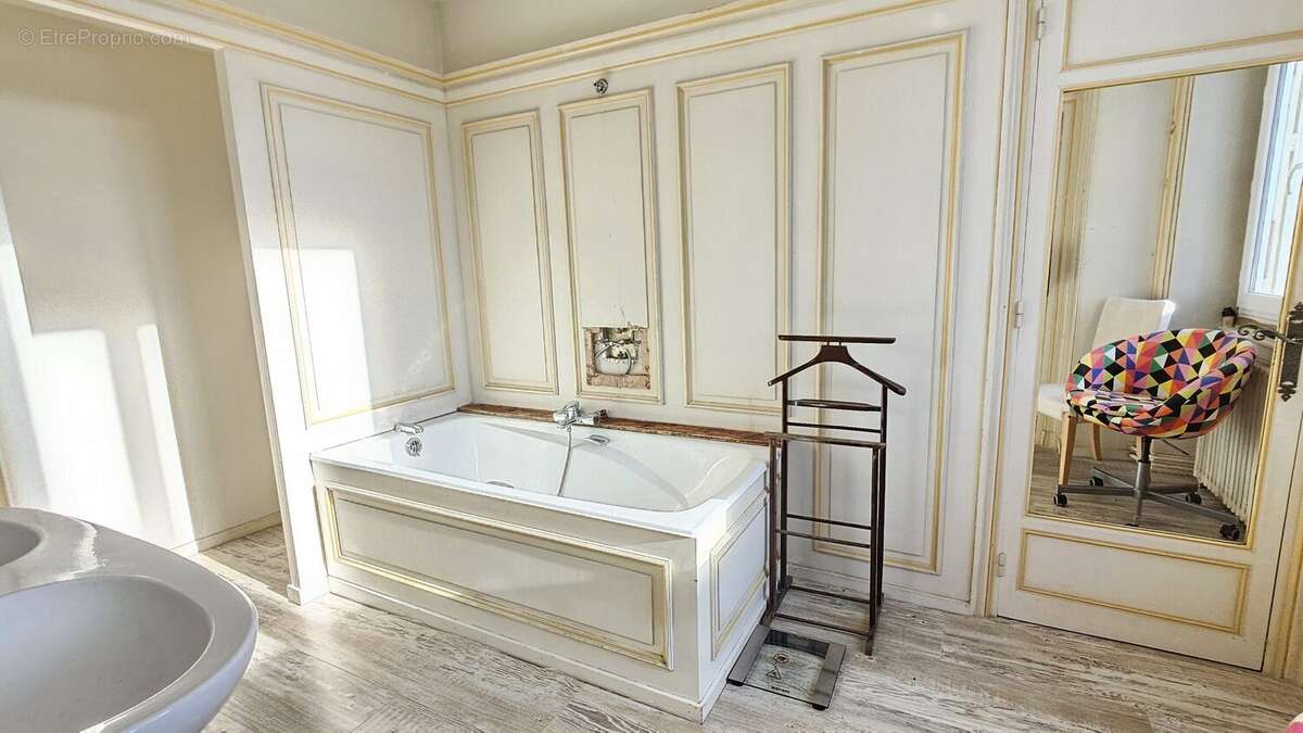 Maison à LA TALAUDIERE