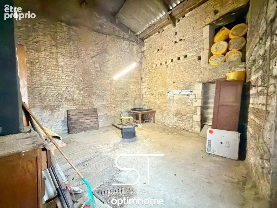 Maison en pierre de 156 m² avec piscine chauffée – Charme et sérénité à ERNES (14270) - photo 30