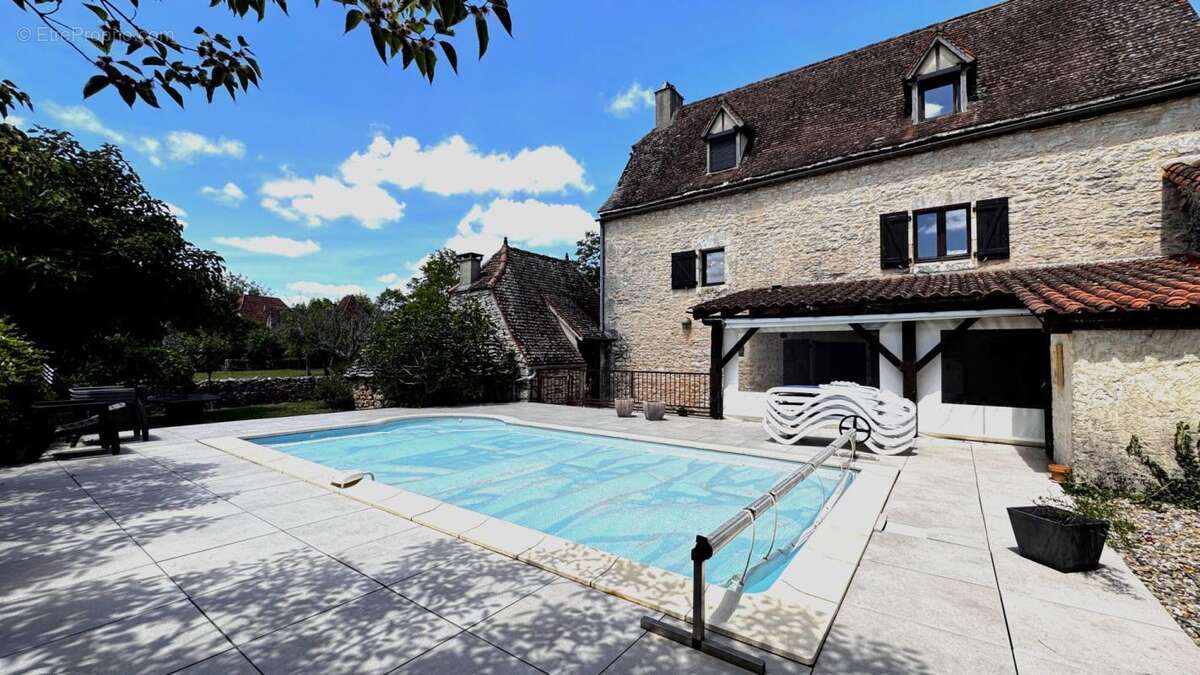Maison à QUISSAC
