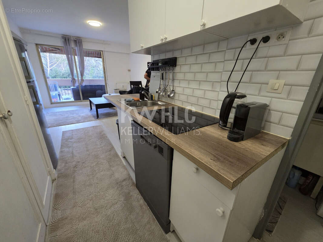 Appartement 36 m² à Peymeinade  - photo 3