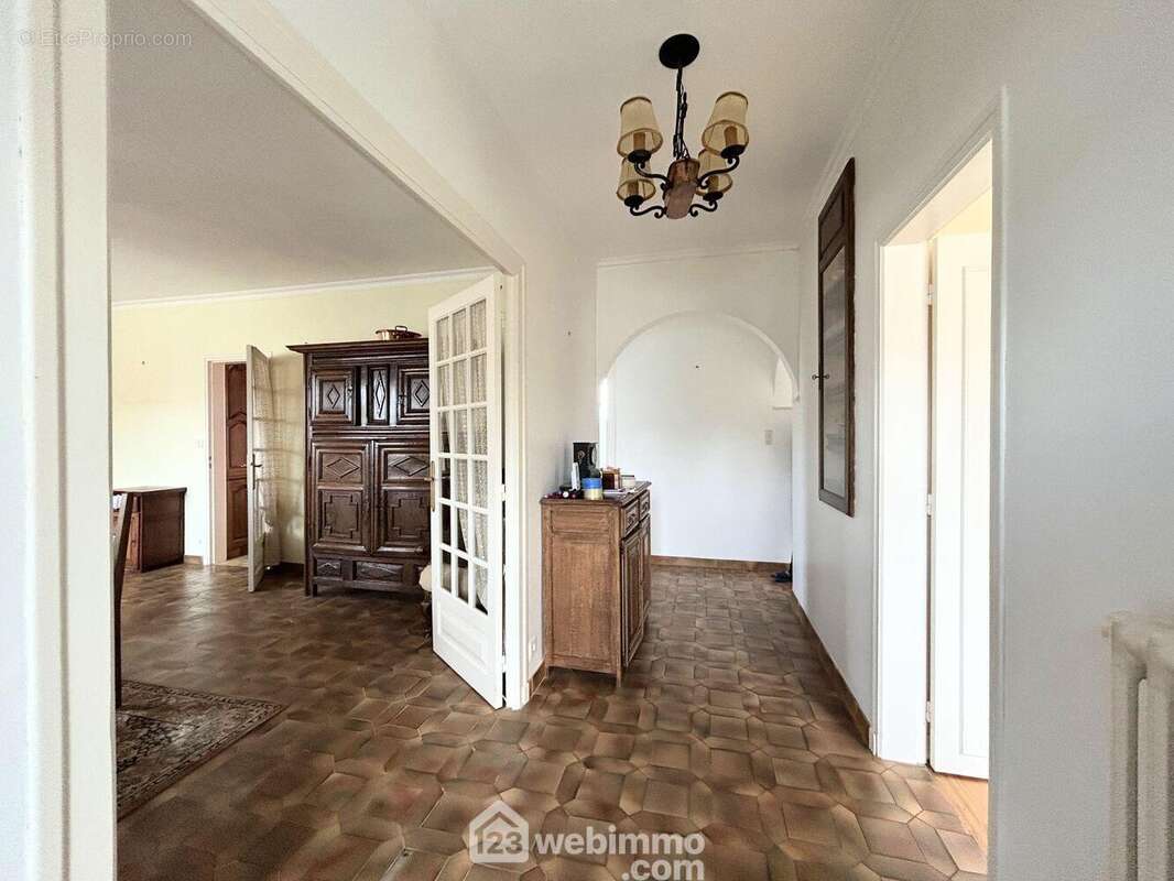 Maison 135 m² à Tredrez-Locquemeau  - photo 5