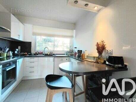 Photo 4 - Appartement à LE PLESSIS-ROBINSON