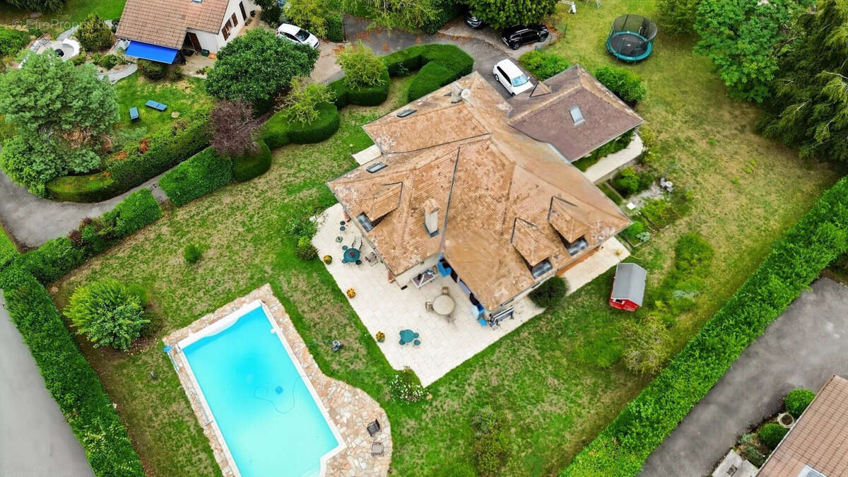 Maison 230 m² à Nernier  - photo 5