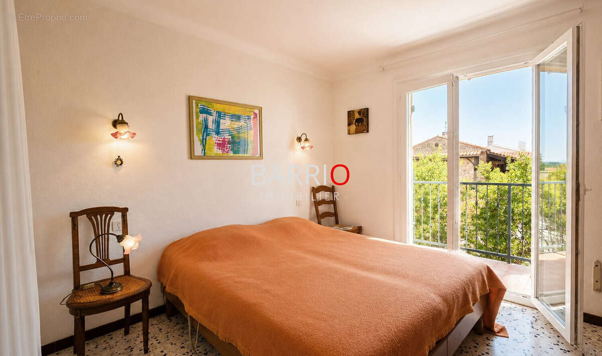 Maison 121 m² à Saint-Genis-Des-Fontaines  - photo 6