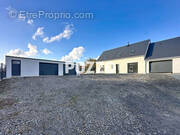 Maison à LA LUCERNE-D&#039;OUTREMER