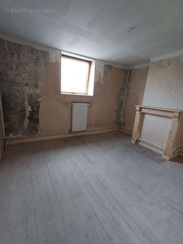 Maison à CALONNE-RICOUART