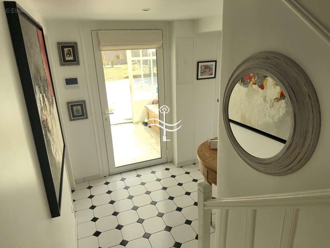 Maison 226 m² à Luc-Sur-Mer  - photo 5