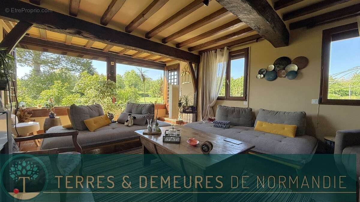 Maison à OSMOY-SAINT-VALERY