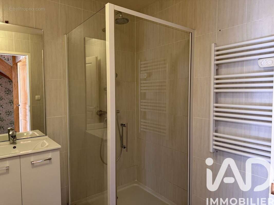 Maison 114 m² à Darcey  - photo 9