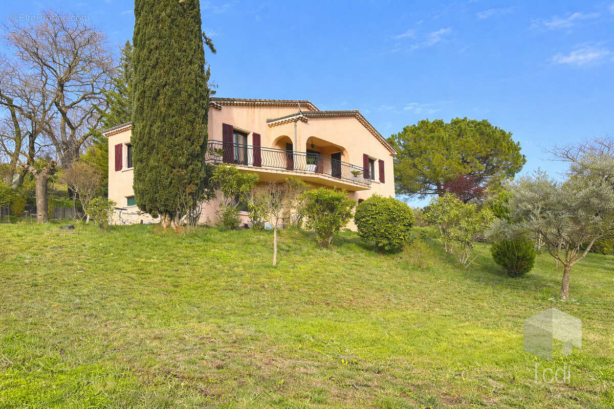 Maison à LE TEIL
