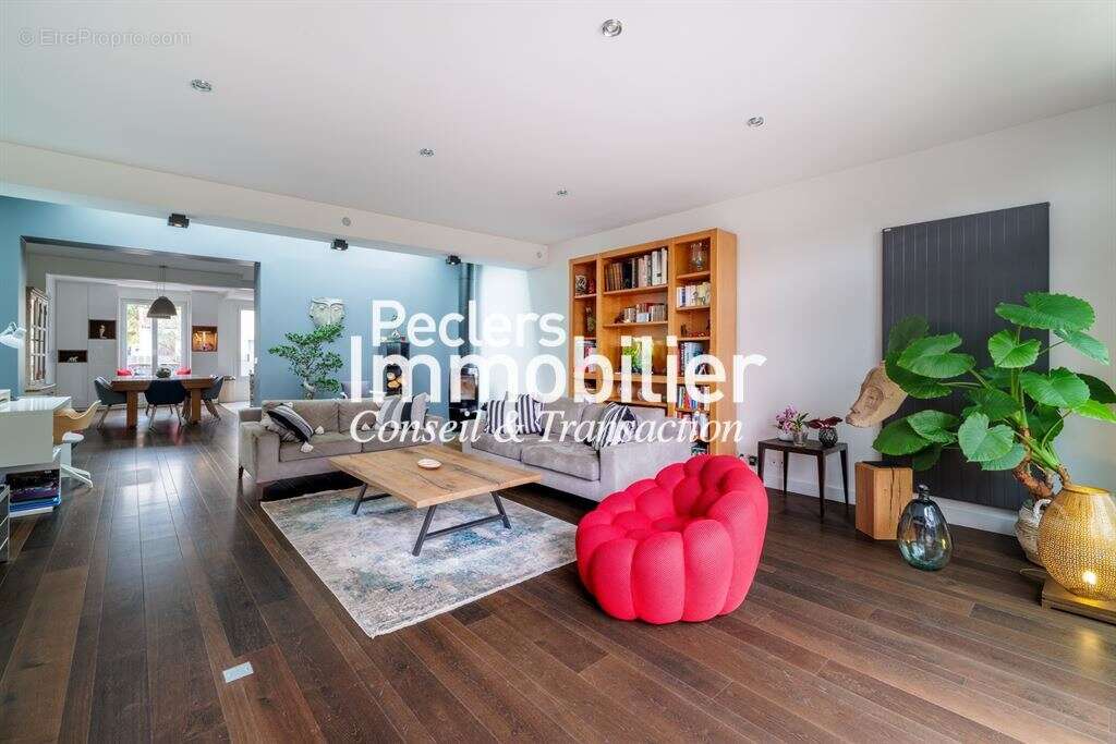 Maison à NANTERRE