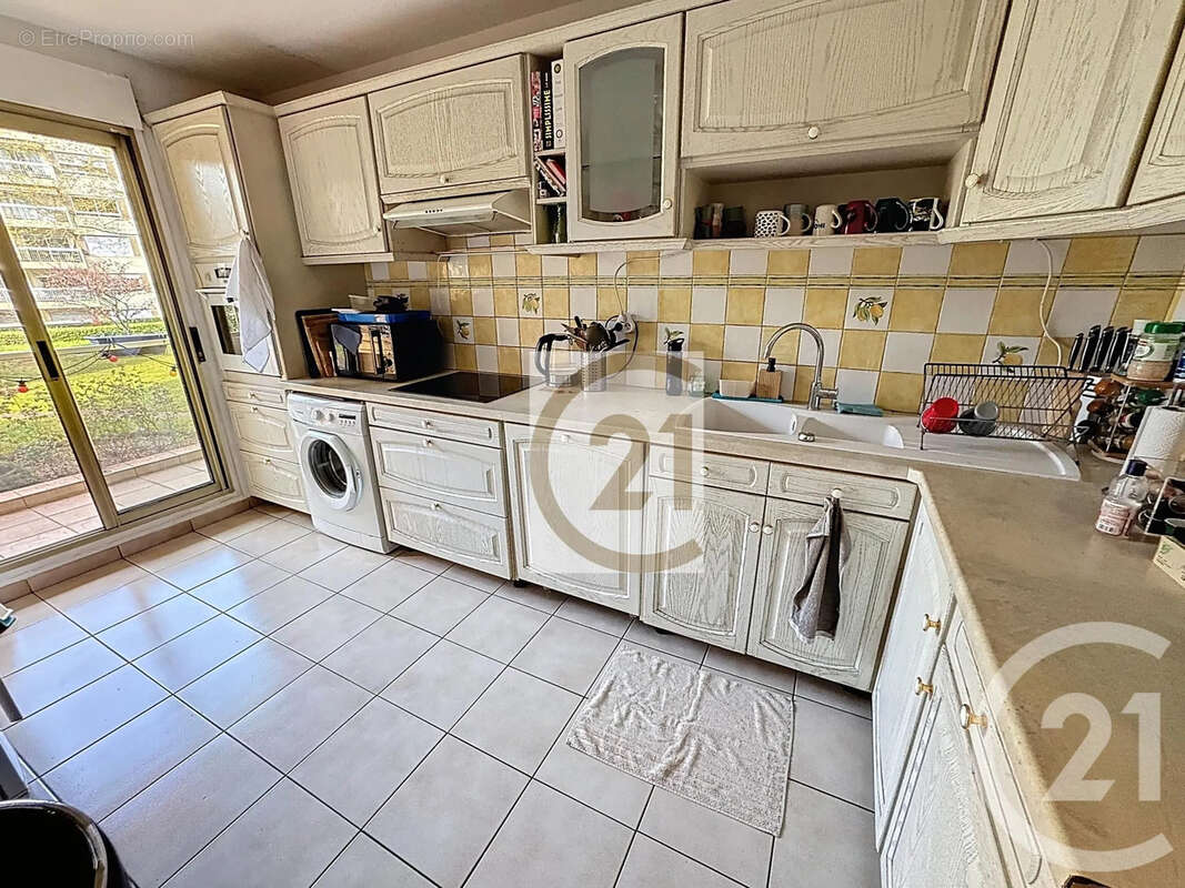 Appartement 83 m² à Lyon-7e  - photo 5