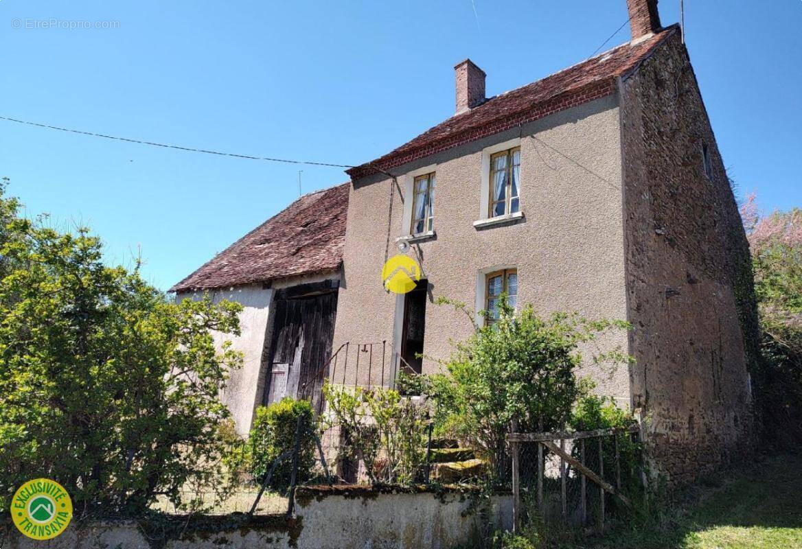Maison à DUN-LE-PALESTEL