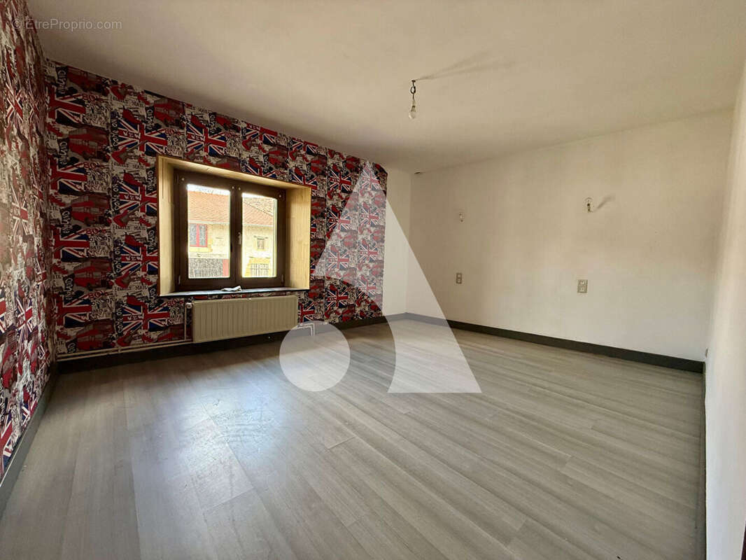 Maison à NAIVES-ROSIERES