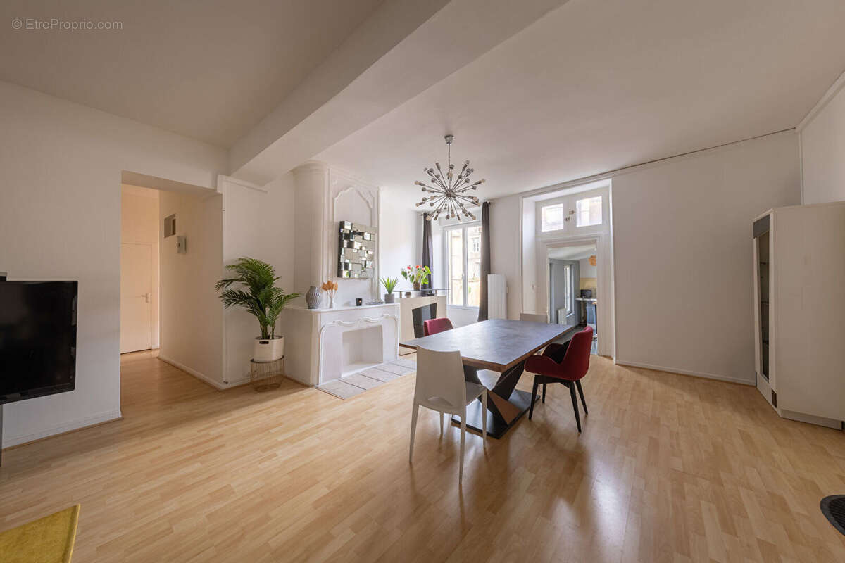 Appartement à LA ROCHELLE