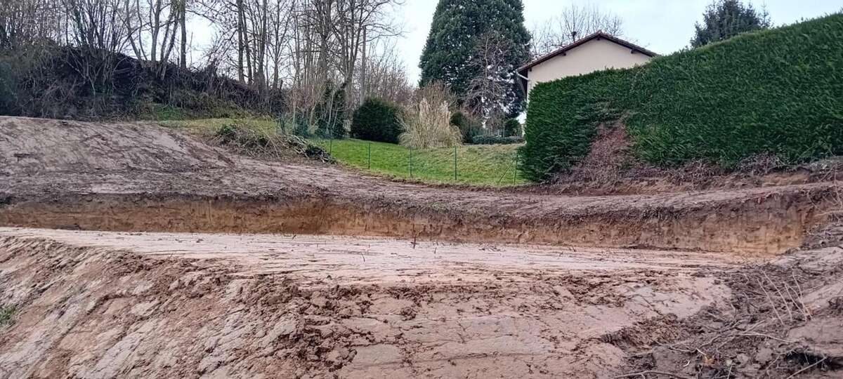 Photo 6 - Terrain à COURS-LA-VILLE