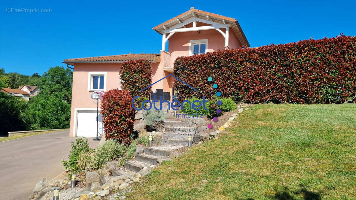 Maison à BELMONT-DE-LA-LOIRE