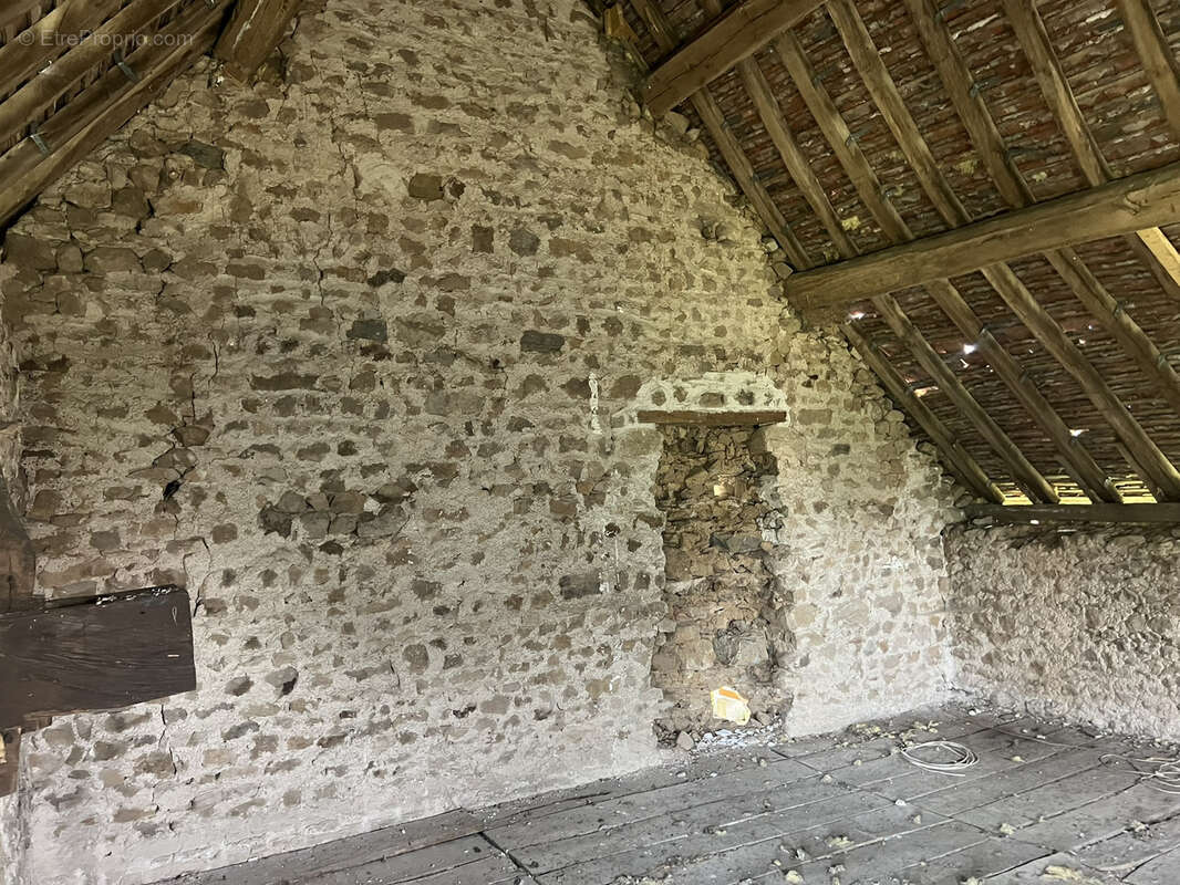 Maison à SAINT-MARTIN-DE-SALENCEY